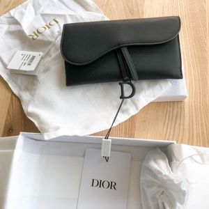 ***SOLD*** DIOR SADDLE WALLET (Black Ultramatte)